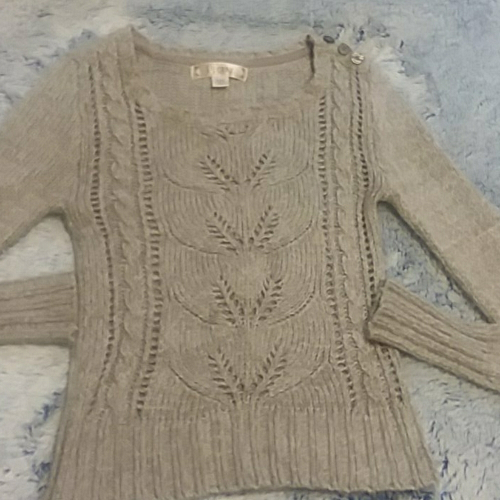 Grey sweater